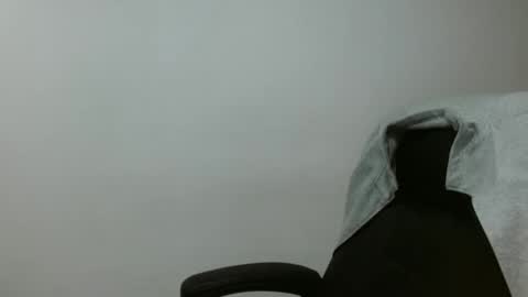 Ivan M online show from February 2, 2025, 2:06 am