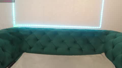 ivanacharm online show from February 12, 2025, 7:23 am