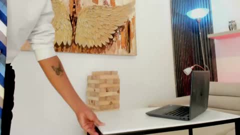 ivania_lua online show from April 13, 2026, 11:16 am