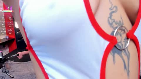 Ivis  online show from February 10, 2026, 12:31 pm