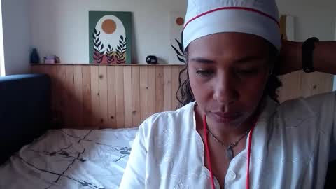 ivonne_collins33 online show from March 6, 2026, 2:35 pm