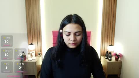 I V O N N E R O S S online show from March 28, 2026, 11:54 am