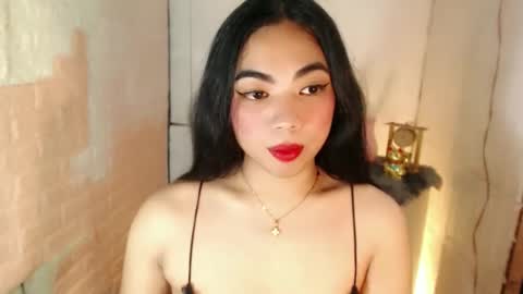 ivory_delight online show from April 18, 2026, 8:18 am