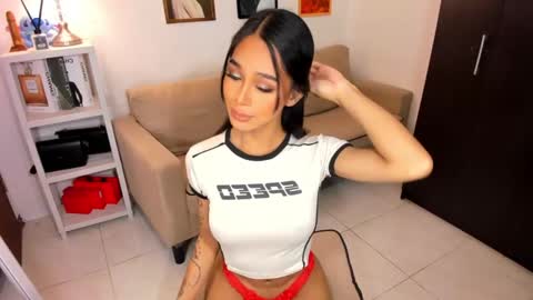 kirstenelsie online show from February 7, 2025, 1:25 am