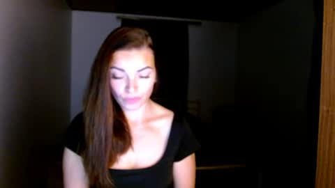 Snapshot of ivorymuse chatting on June 25, 2026, 9:19 pm Lana online show from June 25, 2026, 9:19 pm