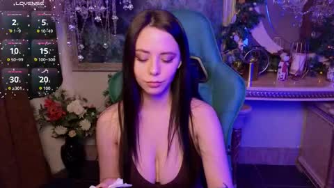 Snapshot of ivorywood_ chatting on January 18, 2026, 5:28 pm ivorywood_ online show from January 18, 2026, 5:28 pm