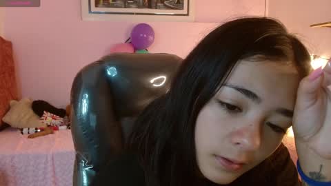 Snapshot of ivy_gail chatting on January 29, 2025, 9:23 am  IVY online show from January 29, 2025, 9:23 am