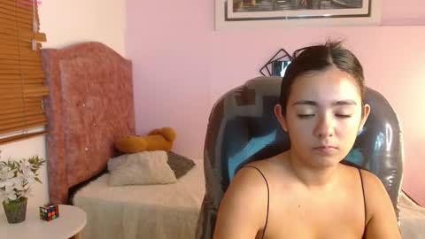 Snapshot of ivy_gail chatting on February 20, 2025, 7:12 am  IVY online show from February 20, 2025, 7:12 am