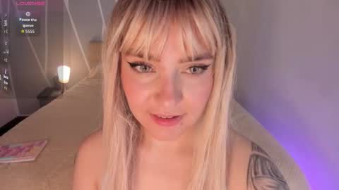 Pamela online show from November 30, 2025, 2:10 pm