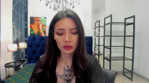 Ivy online show from May 19, 2026, 1:22 am