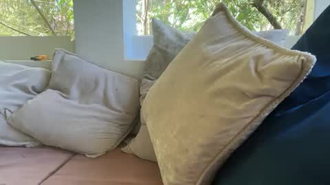 ivysagex online show from September 21, 2025, 2:35 am