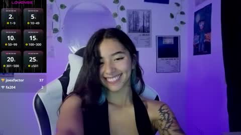 Snapshot of ivystone_ chatting on June 11, 2026, 12:32 am Ivy online show from June 11, 2026, 12:32 am