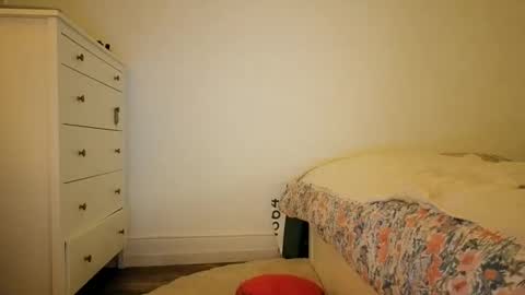 Snapshot of ivyyy1995 chatting on October 19, 2025, 7:58 pm ivyyy1995 online show from October 19, 2025, 7:58 pm