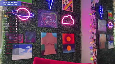 Muse hethey online show from December 8, 2024, 8:36 pm