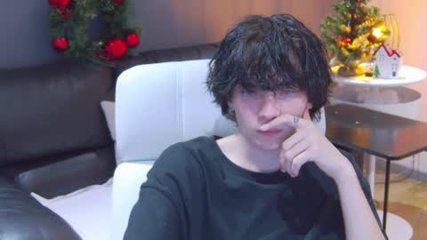 Snapshot of iwillfall_ chatting on December 15, 2024, 10:50 am Maxim online show from December 15, 2024, 10:50 am