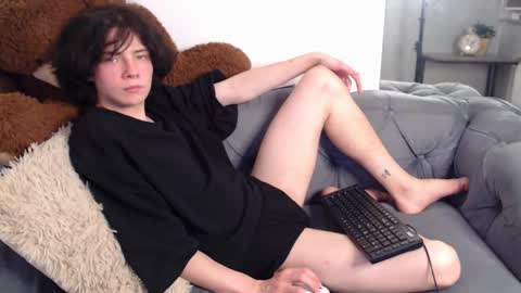 Snapshot of iwillfall_ chatting on February 28, 2025, 9:12 pm Maxim online show from February 28, 2025, 9:12 pm