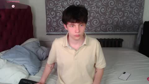 Maxim online show from April 5, 2026, 4:26 pm