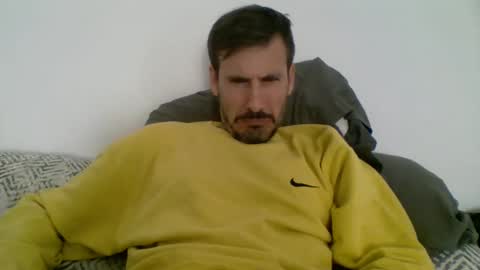 Snapshot of iyoperro chatting on November 26, 2025, 11:22 am Casandro online show from November 26, 2025, 11:22 am