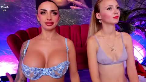 Snapshot of izabelatessa chatting on July 15, 2026, 7:08 pm izabelatessa online show from July 15, 2026, 7:08 pm