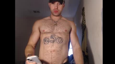 izak144 online show from December 16, 2024, 5:33 pm