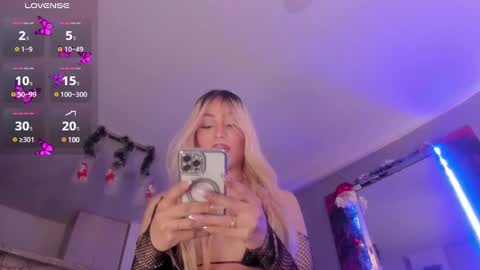 izamar online show from December 14, 2024, 7:46 pm