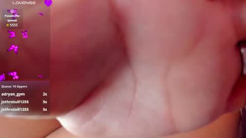 izamar online show from March 24, 2026, 4:23 pm