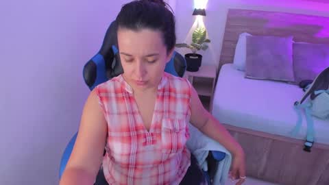 Iza online show from September 16, 2025, 1:12 pm