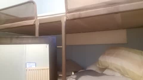 Snapshot of j434934 chatting on December 1, 2025, 6:40 am j434934 online show from December 1, 2025, 6:40 am