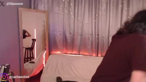 Hey im Jaxxxon check my info     online show from May 11, 2026, 12:22 pm