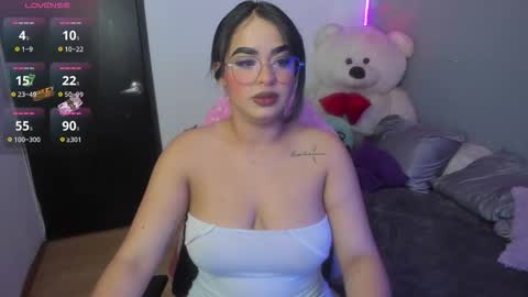 Snapshot of j_abbey chatting on February 8, 2026, 2:48 am j_abbey online show from February 8, 2026, 2:48 am