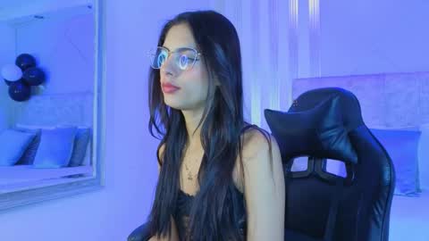 j_belle_ online show from March 22, 2026, 2:53 pm