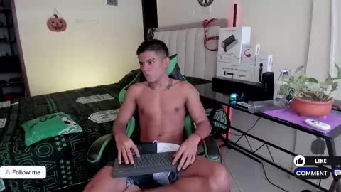 JACK CASTELL online show from October 2, 2025, 12:23 pm