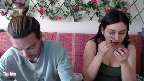 Jack and Emily online show from November 28, 2025, 5:04 pm