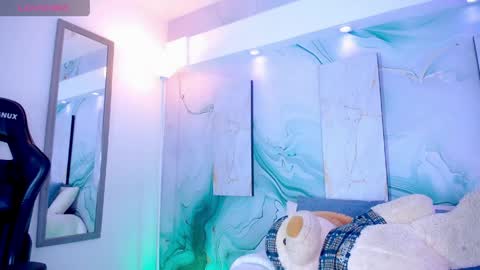 Snapshot of jack_frosst_ chatting on April 5, 2026, 12:24 pm JACK online show from April 5, 2026, 12:24 pm