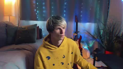 Snapshot of jack_frozt chatting on April 24, 2026, 5:32 am brestonsweet online show from April 24, 2026, 5:32 am
