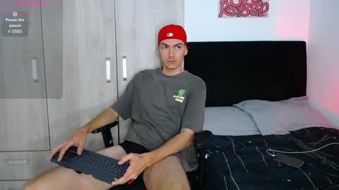 INDEPENDENT MODEL online show from January 30, 2025, 11:01 am