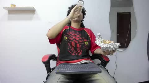 Snapshot of jackestaylor chatting on October 26, 2025, 5:13 am Jackes Taylor online show from October 26, 2025, 5:13 am