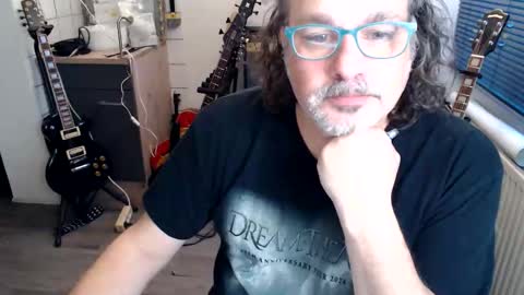 Jack independent model  online show from April 2, 2026, 6:16 pm