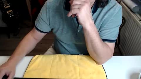 Jack independent model  online show from April 20, 2026, 7:04 pm