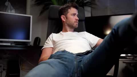 Colten Carter online show from December 23, 2025, 10:57 am