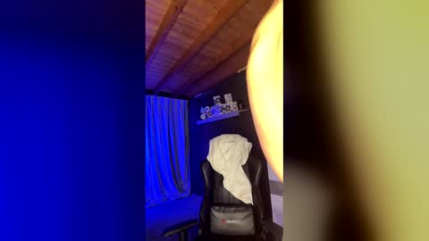 JC online show from April 5, 2026, 7:22 pm