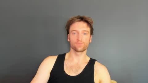 jacksonbutts online show from June 11, 2026, 3:04 am