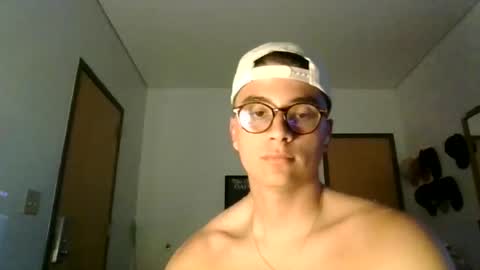 ImZacharyTyler online show from June 12, 2026, 1:26 am