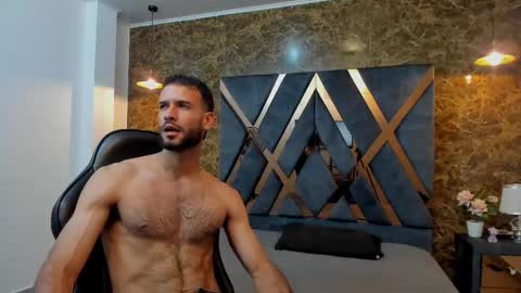 Jaco online show from December 18, 2025, 11:22 pm