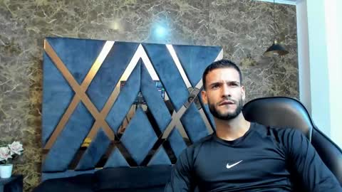 Jaco online show from February 20, 2026, 11:27 pm