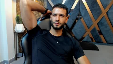 Jaco online show from April 1, 2026, 11:13 pm