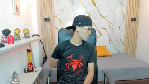 jacob_blackwell online show from January 18, 2026, 7:06 pm