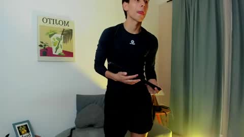 jacob_colliins online show from June 6, 2026, 4:06 am