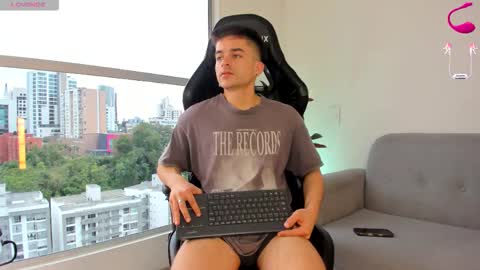 Snapshot of jacob_ferrer chatting on February 25, 2026, 7:01 pm JACOB FERRER online show from February 25, 2026, 7:01 pm