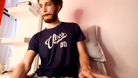 JACOB  ROBIN online show from November 18, 2025, 7:51 pm